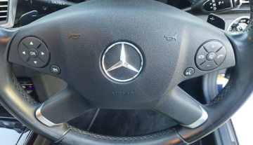 2013 Mercedes-Benz e350 avant-garde luxury low kms 13.jpg